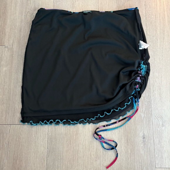 Wild Fable Womens Mesh Side Ruched Mini Skirt Large Black Tropical Leaf Print - Picture 9 of 16